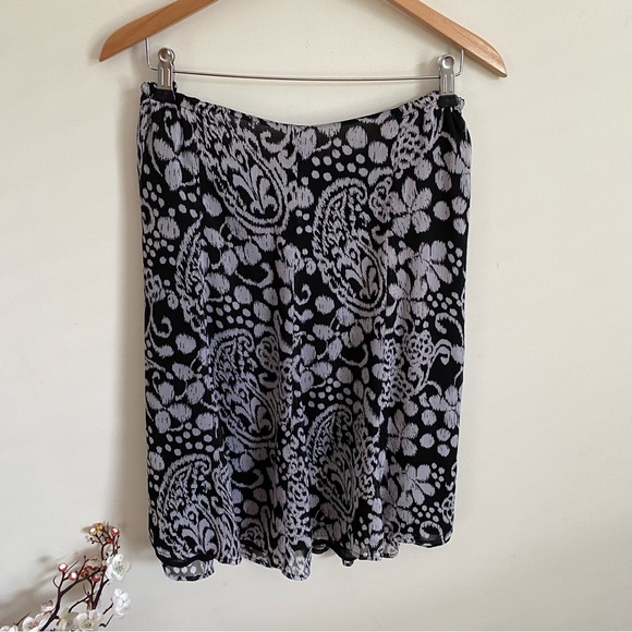Emma James Flowy Floral Midi Skirt Size 14 Petite - Picture 4 of 5